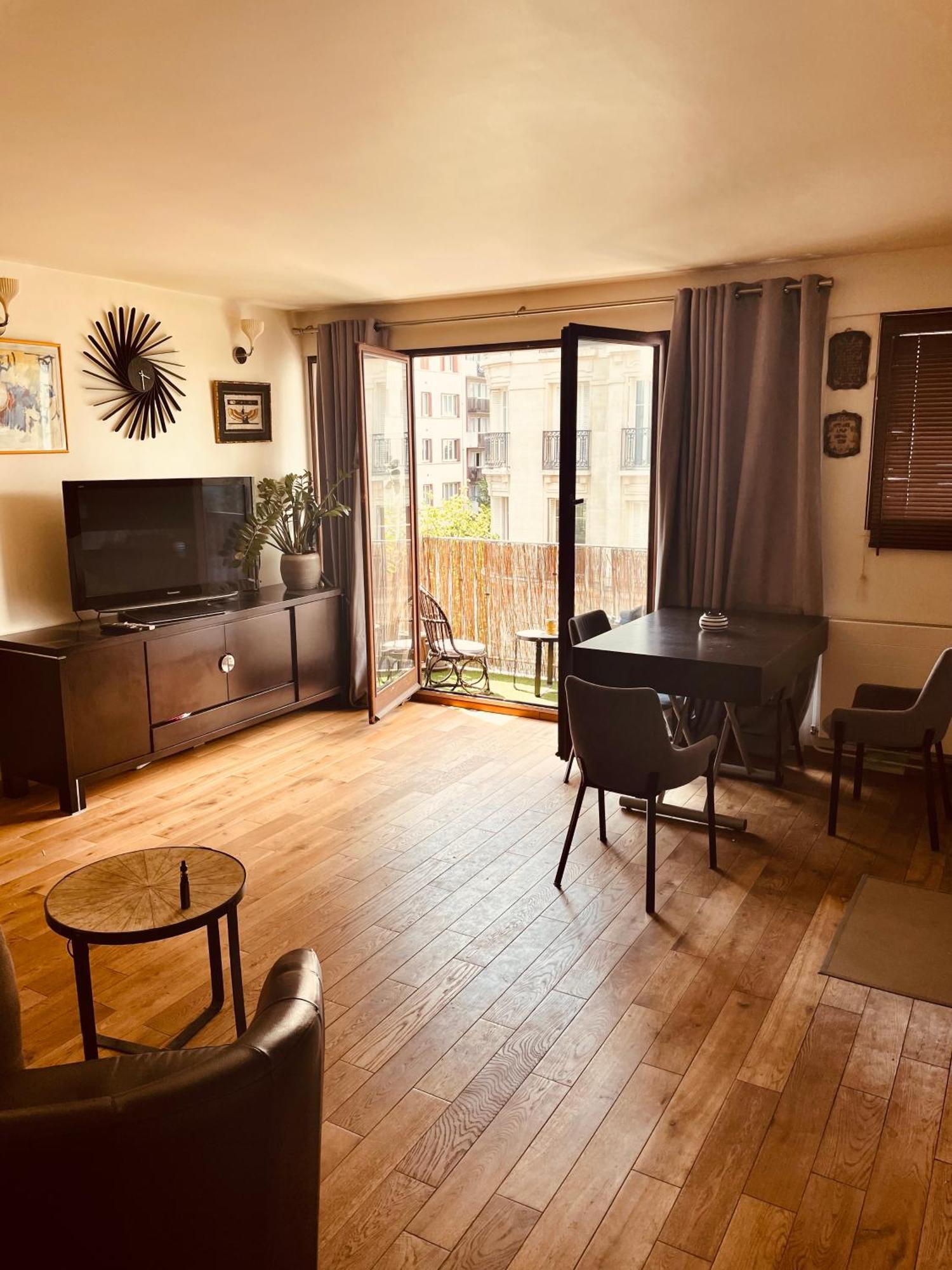 Apartamento Jolie 2 Pieces Avec Balcon Paris 15 Eme Exterior foto