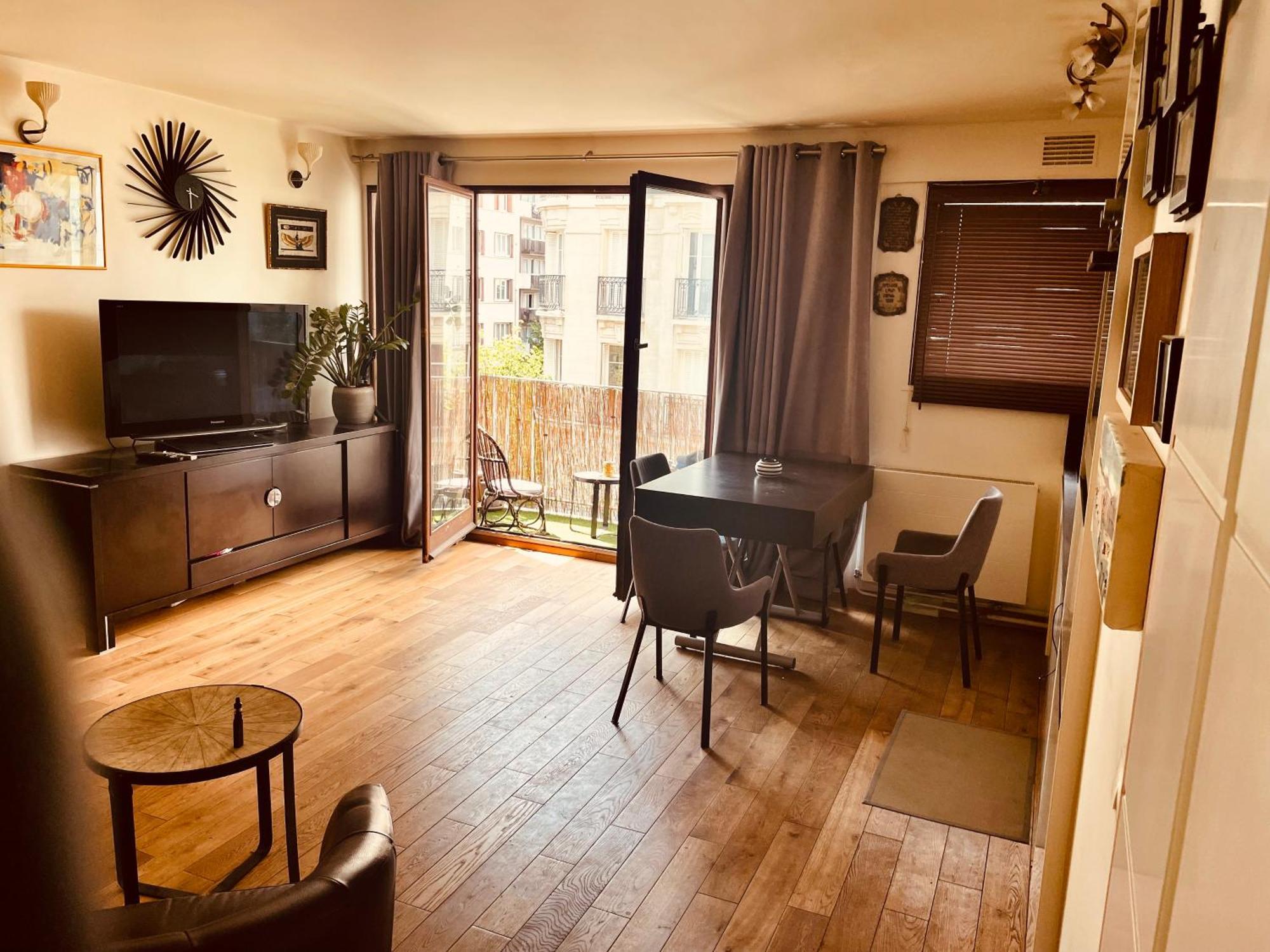 Apartamento Jolie 2 Pieces Avec Balcon Paris 15 Eme Exterior foto